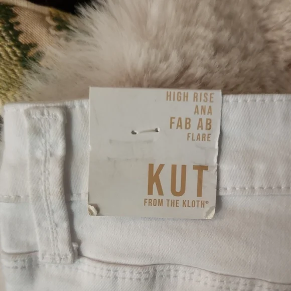 NWT Kut from the Kloth Women's High Rise Flare Leg White Jeans-Size 14 - Picture 6 of 6